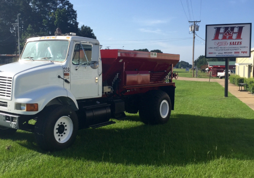 12' BBI Magnaspread Fertilizer & Lime Spreader mounted on a 2001 International 8100 #3